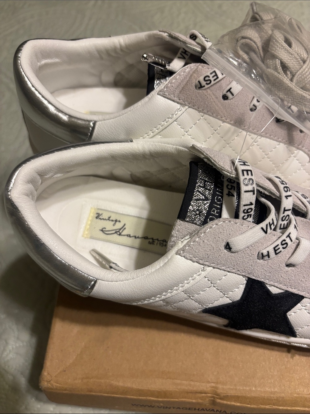 Vintage Havana White Quilted Sneakers with Black Star Accent - Picture 6 of 6